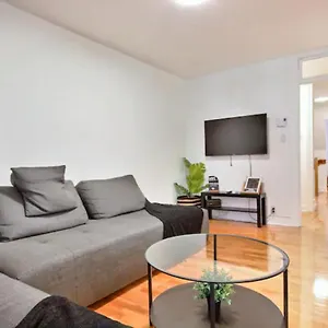 https://golden-cross-typical-old-quebec-appartement.hotelsquebeccity.net